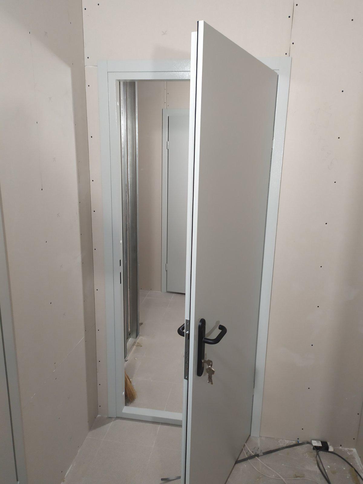 Входные двери Ваш ВиД Технические Противопожарные ЕІ30 с паспортом сертификатом и шильдами 950/850х2040х60 мм Л/П Ral 7035 - фото 4 Входные двери Ваш ВиД Технические Противопожарные ЕІ30 с паспортом сертификатом и шильдами 950/850х2040х60 мм Л/П Ral 7035 - фото 4