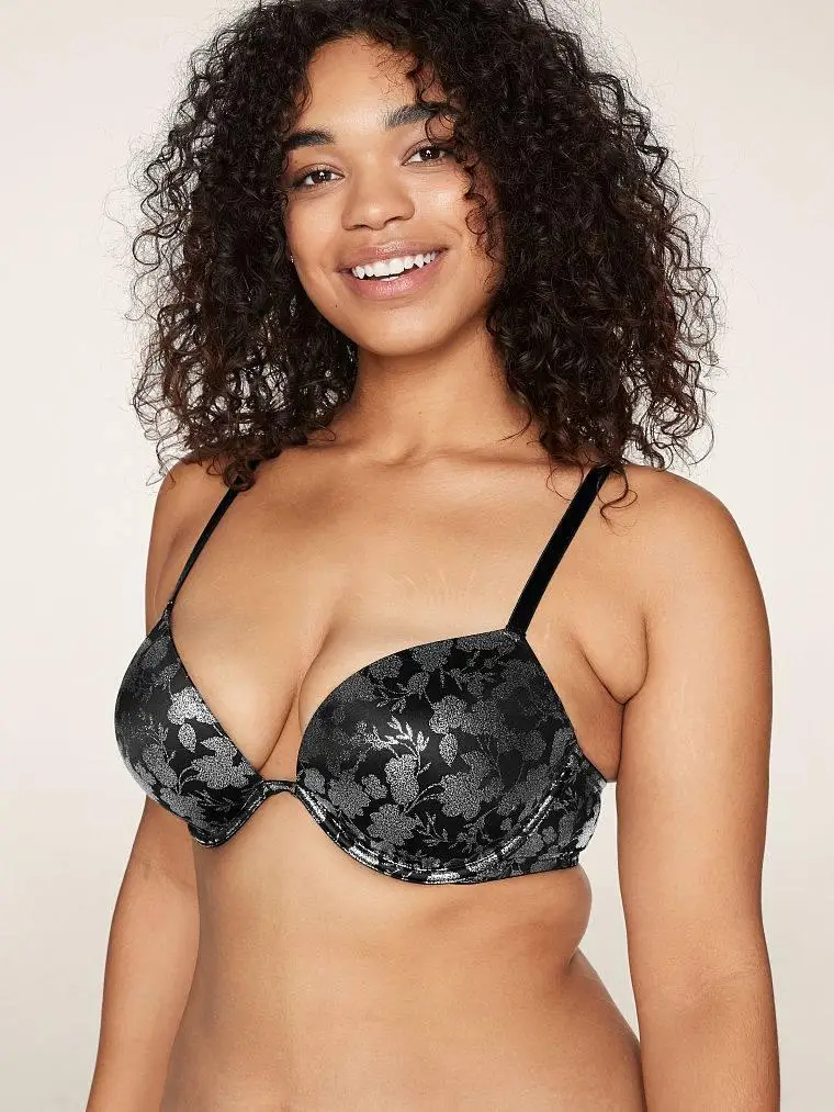 Бюстгальтер з супер пуш ап Victoria's Secret Wear Everywhere Super Push-Up Bra 70A Чорний зі срібним (19362613)
