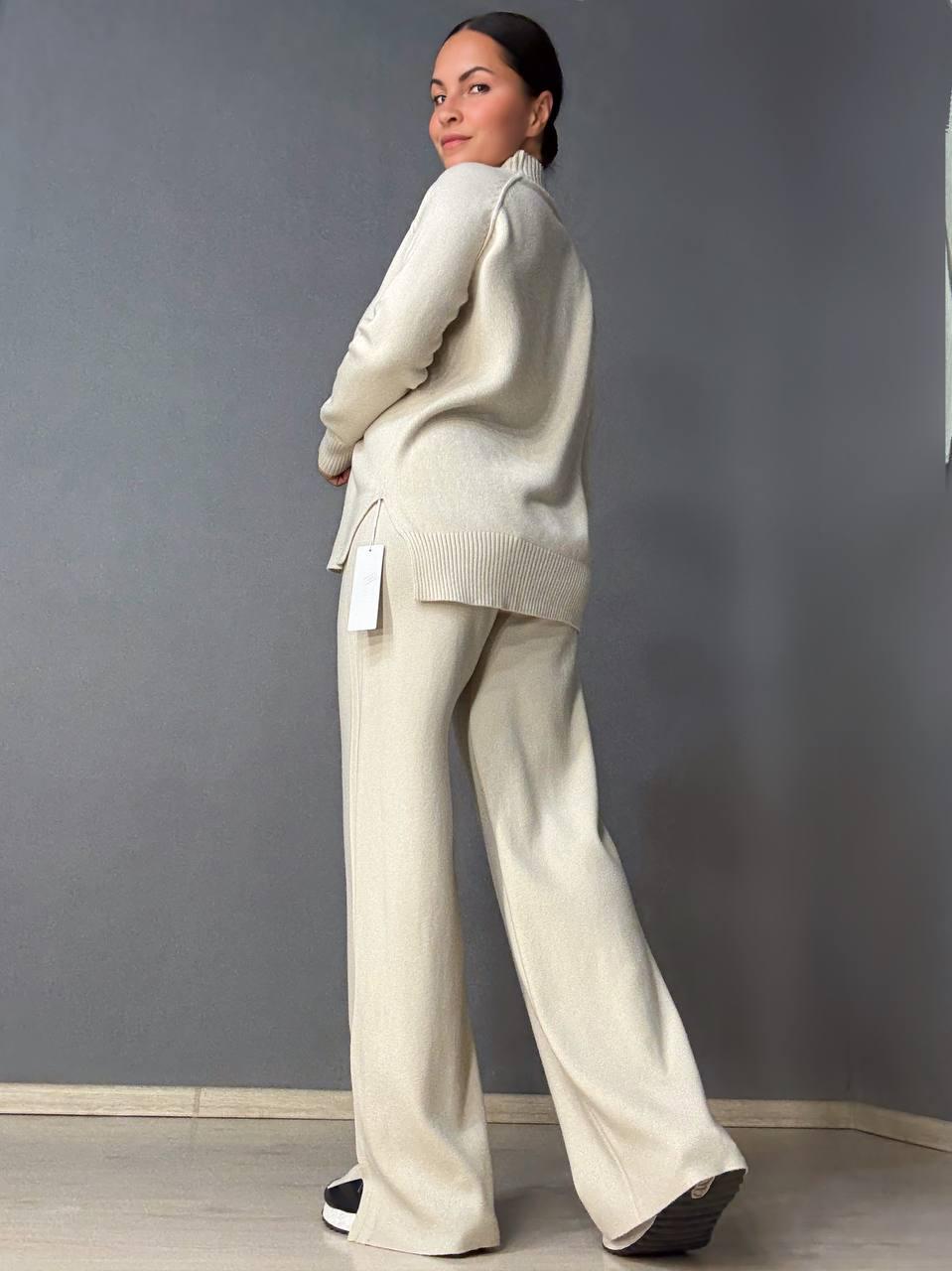 Костюм женский ACCORDDREAM 6841-8636 свитер с брюками палаццо вязаный OS Бежевый (5181) - фото 4 Костюм женский ACCORDDREAM 6841-8636 свитер с брюками палаццо вязаный OS Бежевый (5181) - фото 4