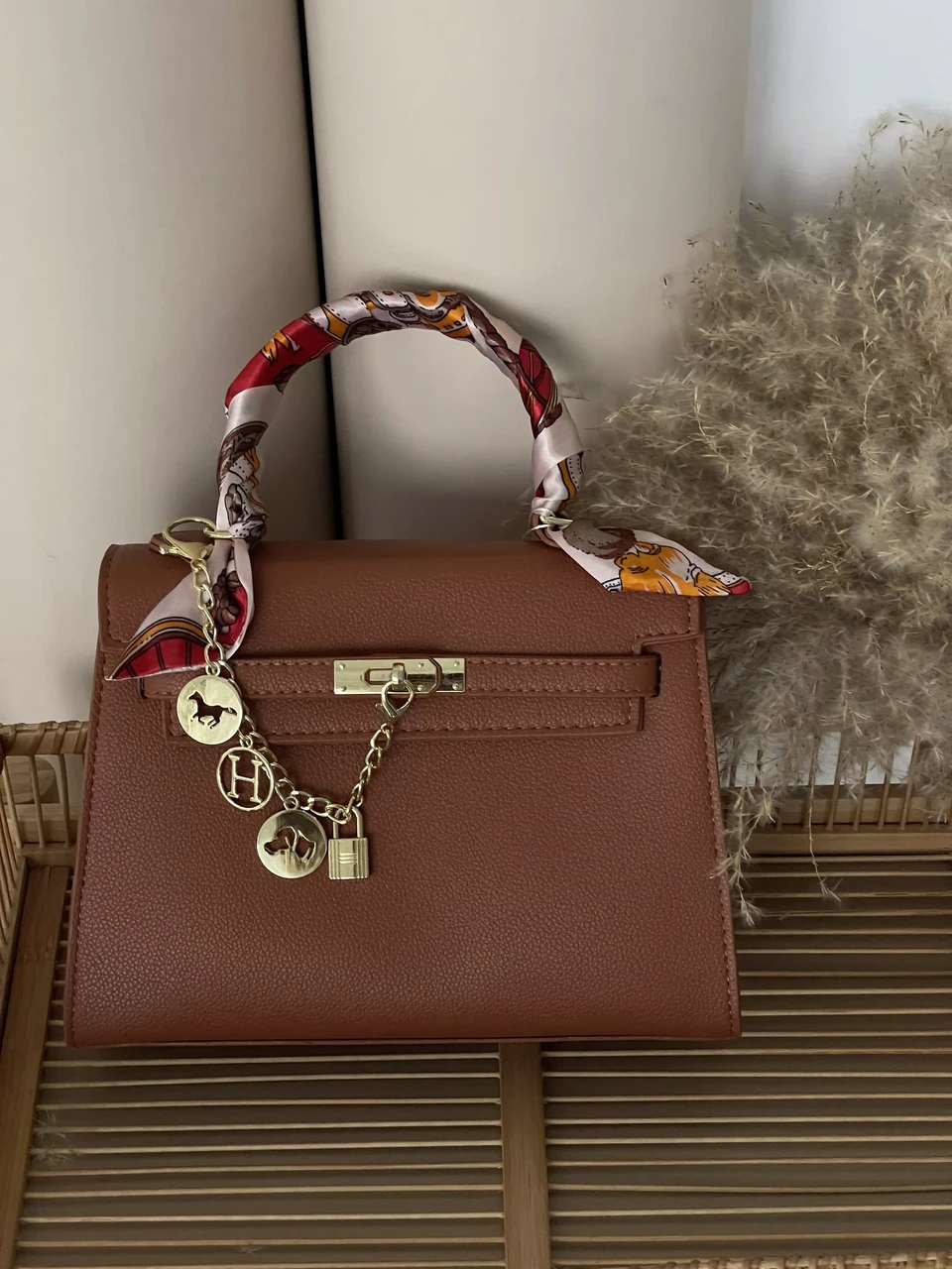Сумка жіноча Kelly Келлі з хусткою середня Medium size Коричневий (3072914716)