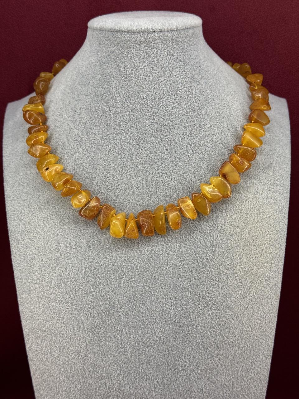 Бусы из янтаря лечебные 45 см (н-759)