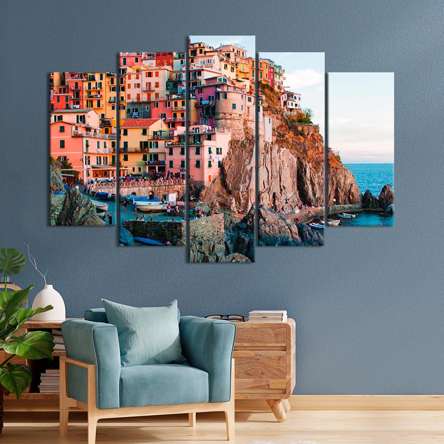 Картина город Великолепный городок Чинкве-Терре в Италии 112x68 см (A698-5)