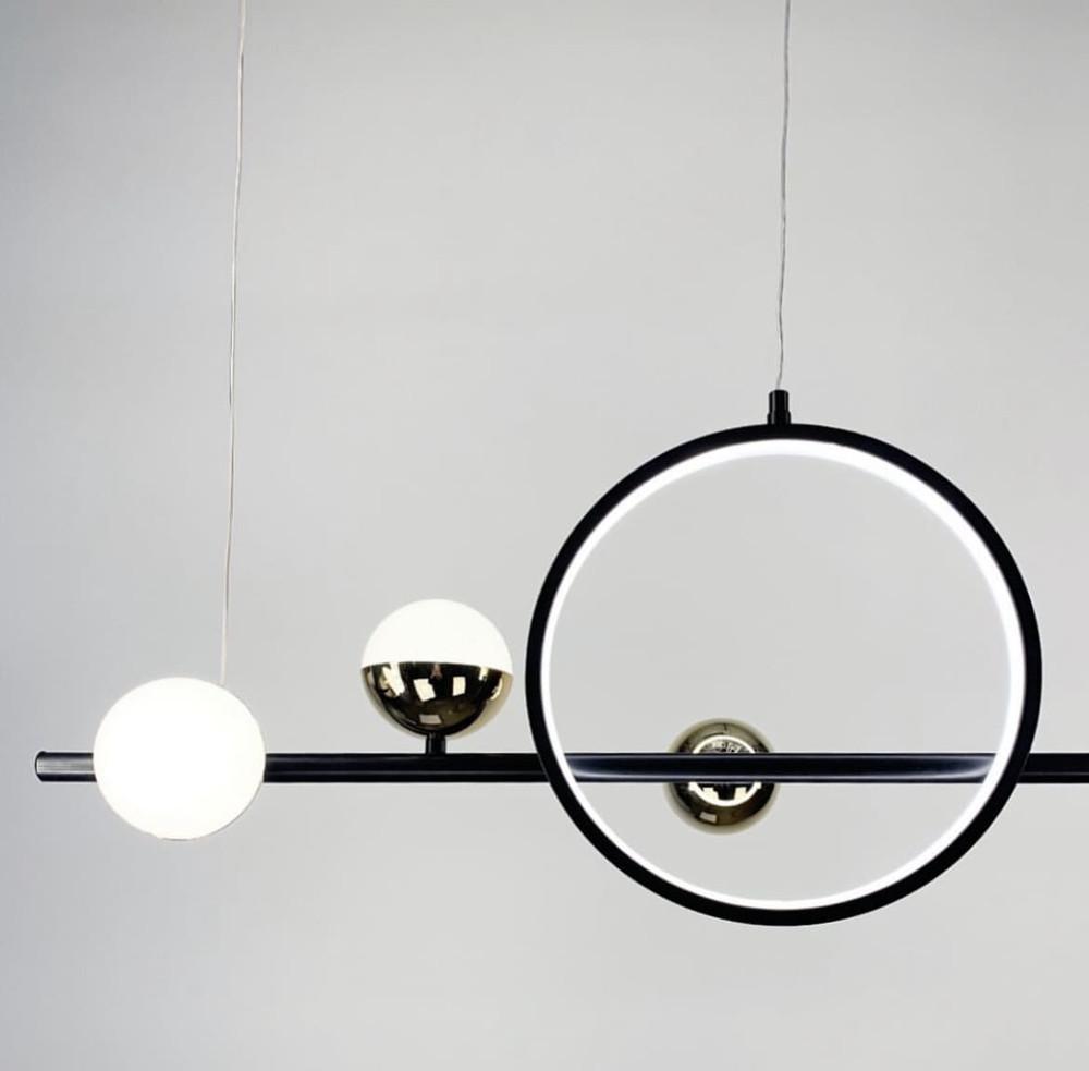 Люстра в удлиненном корпусе на 6 плафонов (AOC 3) Люстра в удлиненном корпусе на 6 плафонов (AOC 3)