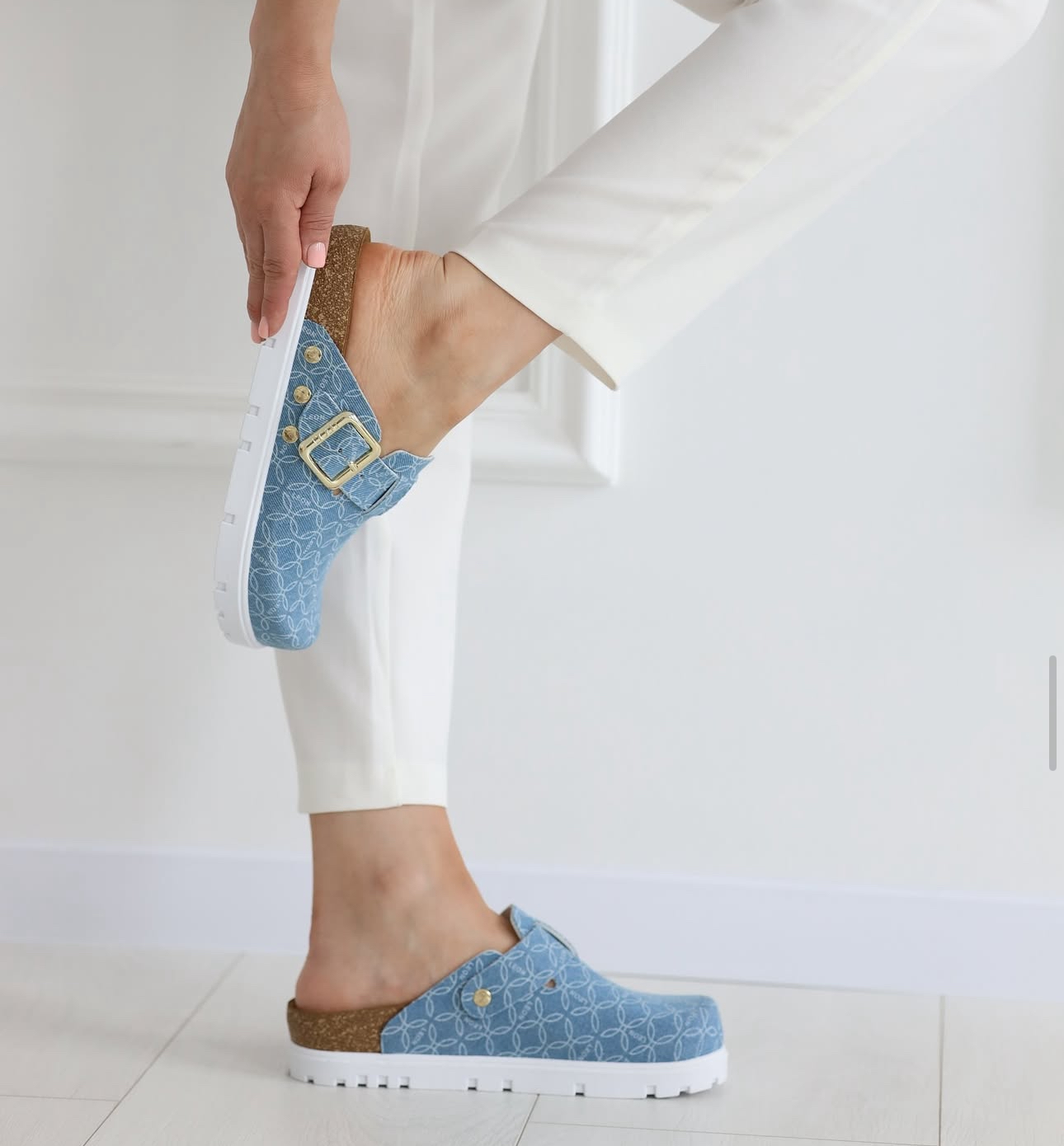 Сабо жіночі Leon р. 36 Джинсовий (6000) - фото 6 Сабо жіночі Leon р. 36 Джинсовий (6000) - фото 6