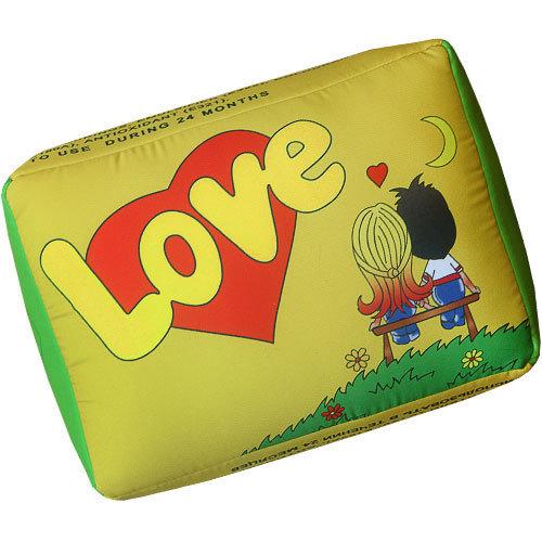 Подушка у формі жуйки Love 34х25х12 см (LP_L004)