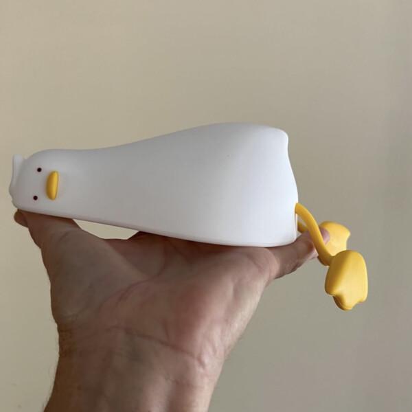 Нічник силіконовий м'який Качка з вбудованим акумулятором (60755) - фото 7 Нічник силіконовий м'який Качка з вбудованим акумулятором (60755) - фото 7