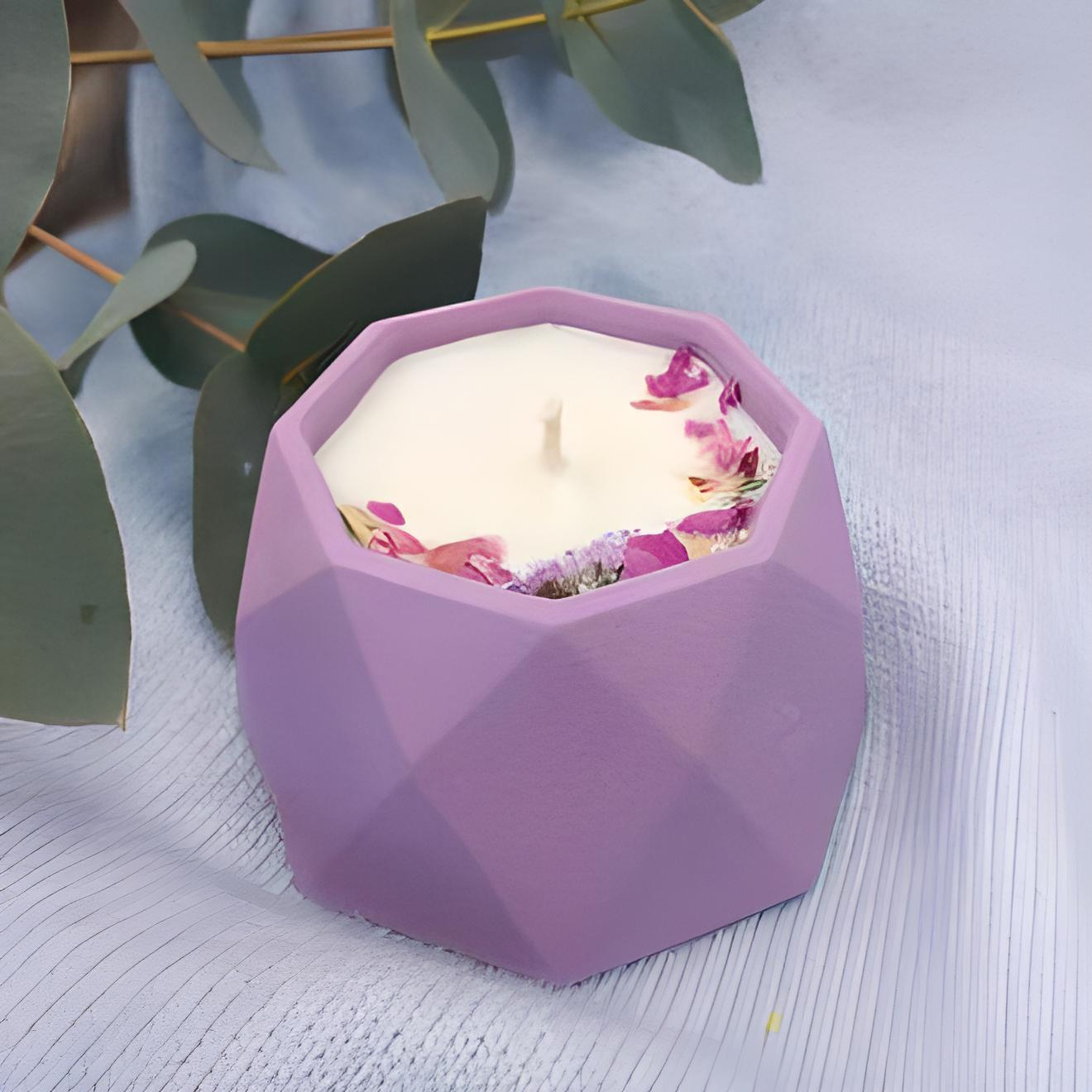 Свеча натуральная HandMade Цветок сирени (26-90) Свеча натуральная HandMade Цветок сирени (26-90)