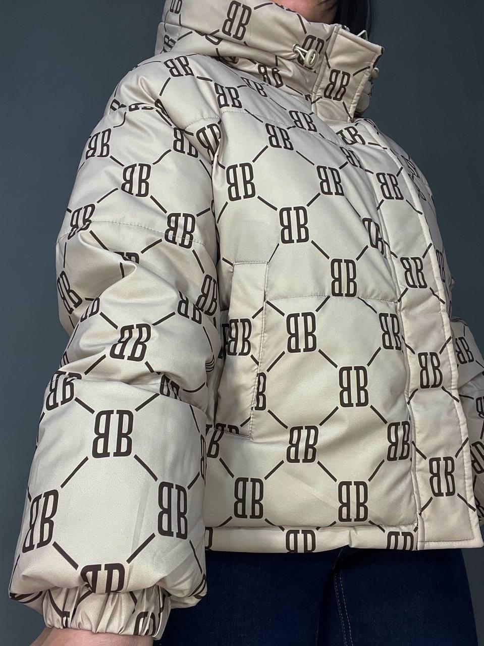 Куртка женская оверсайз демисезонная HAIZIYUAN 192 с капюшоном с узором L Капучино (3258) - фото 2 Куртка женская оверсайз демисезонная HAIZIYUAN 192 с капюшоном с узором L Капучино (3258) - фото 2