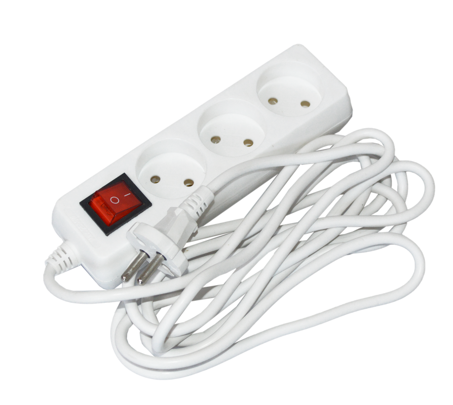 Подовжувач з вимикачем UEC STANDART 3 м3 гнізда 2Р IP20 (WYP10-06-03-03-SNU)