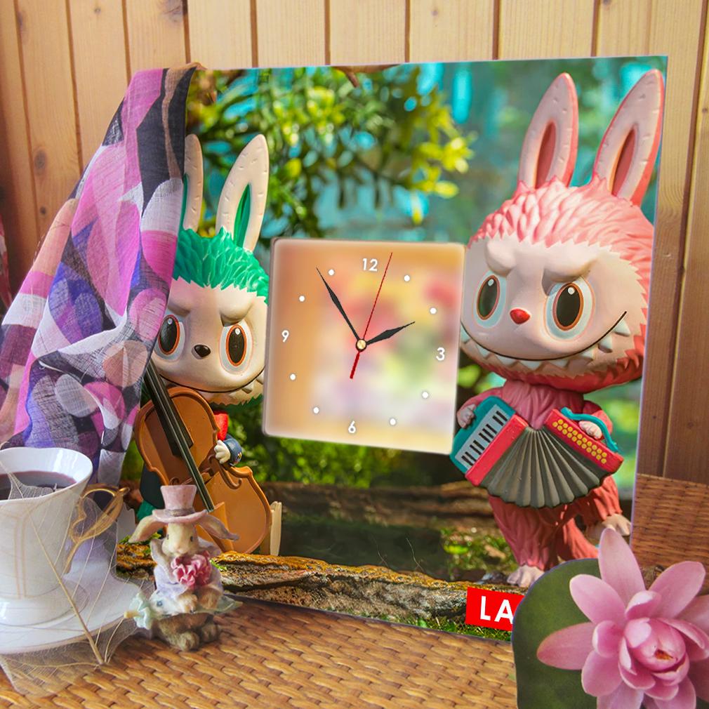 Часы Персонажи Лабубу 260x260 мм (C04637) - фото 3 Часы Персонажи Лабубу 260x260 мм (C04637) - фото 3