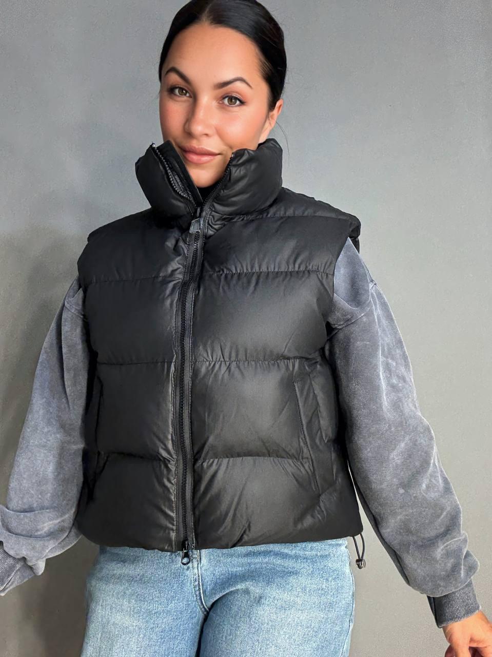 Жилетка жіноча A-N 10013 дута без капюшона р. 44 Чорний - фото 4 Жилетка жіноча A-N 10013 дута без капюшона р. 44 Чорний - фото 4