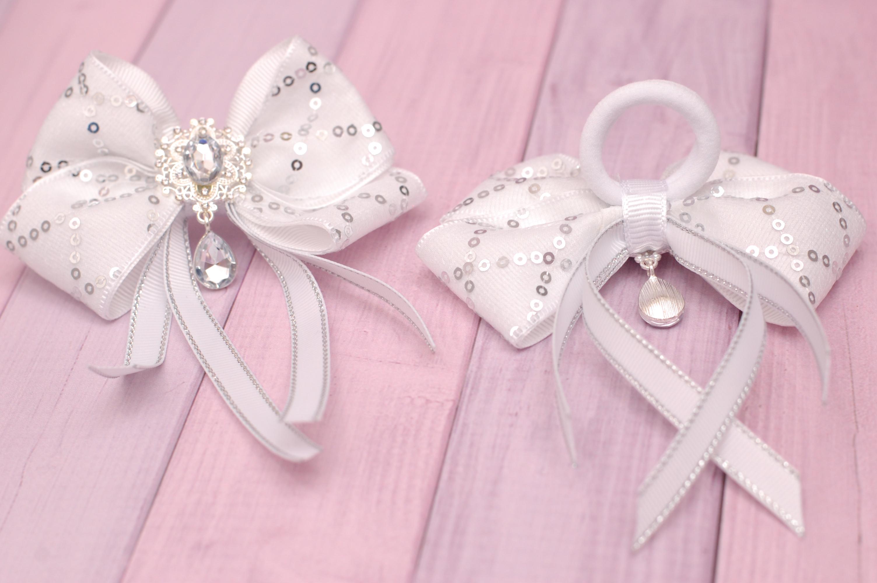 Банты на резинке для волос с пайетками и стразами 2 шт. Белый (875об) - фото 3