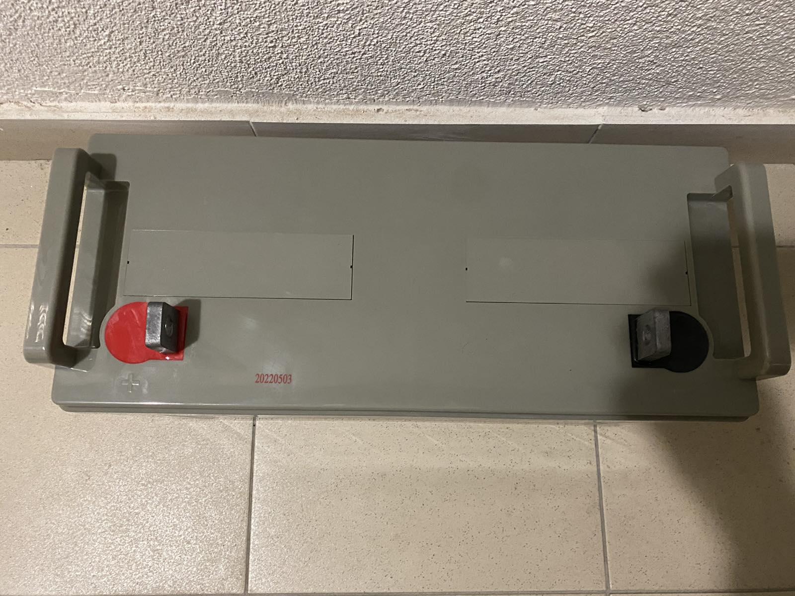 Аккумуляторная батарея для ДЖБ Yuasa NP100-12 12V 100Ah 407x172x240 мм - фото 2 Аккумуляторная батарея для ДЖБ Yuasa NP100-12 12V 100Ah 407x172x240 мм - фото 2