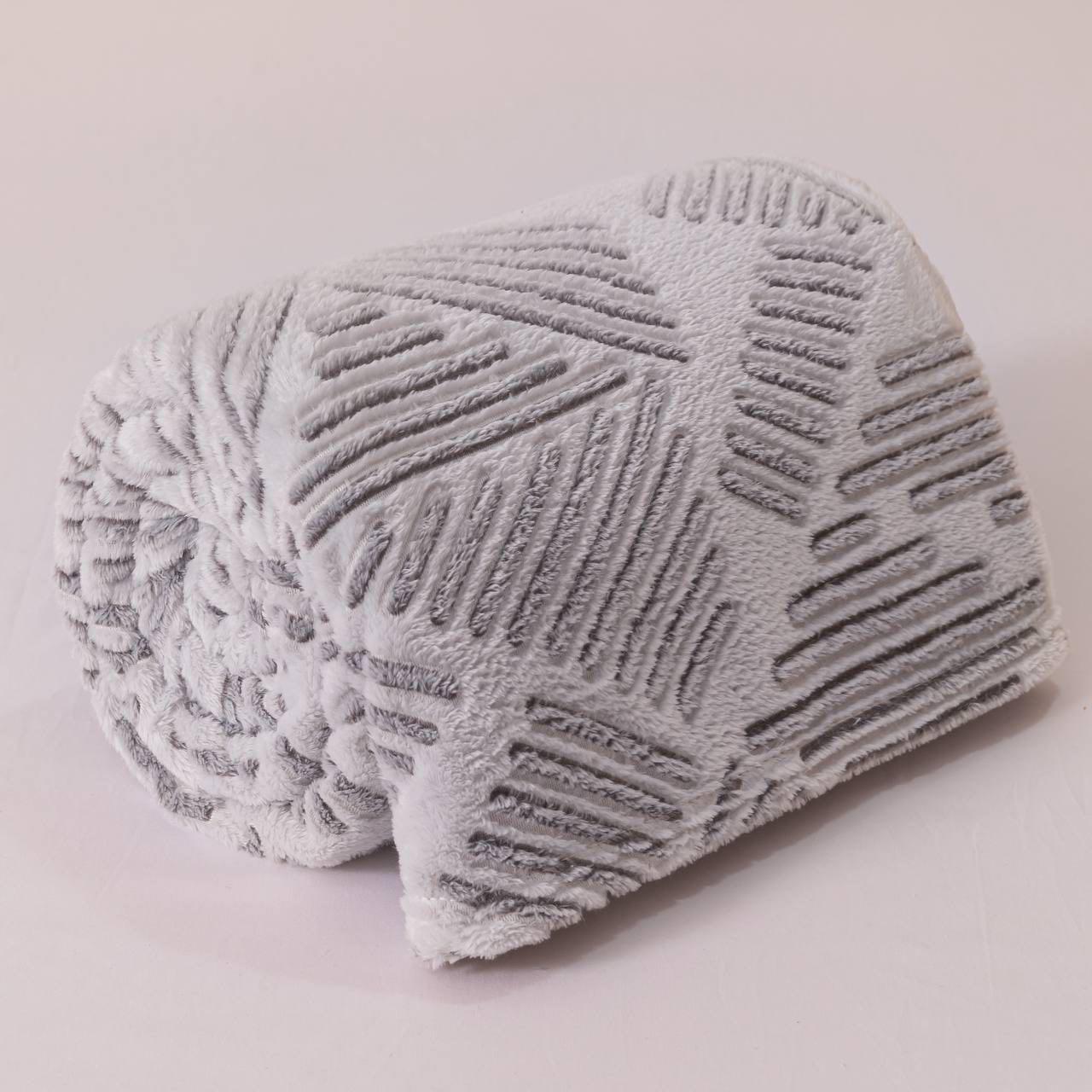 Плед-покривало Malloory Home Плюшевий з мікрофібри 200x230 см Cірий (1873-3) - фото 3 Плед-покривало Malloory Home Плюшевий з мікрофібри 200x230 см Cірий (1873-3) - фото 3