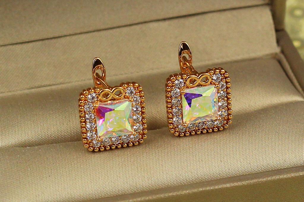 Серьги Xuping Jewelry вечность с камнем хамелеон 1,3 см Золостой (26944089)