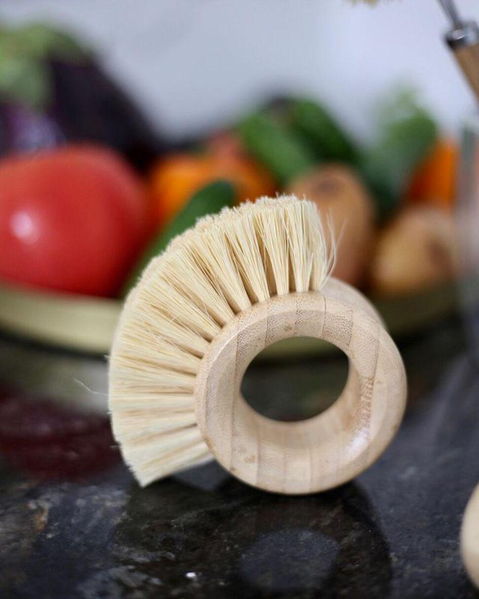 Щетка бамбуковая в форме кольца (00000010139) - фото 2 Щетка бамбуковая в форме кольца (00000010139) - фото 2