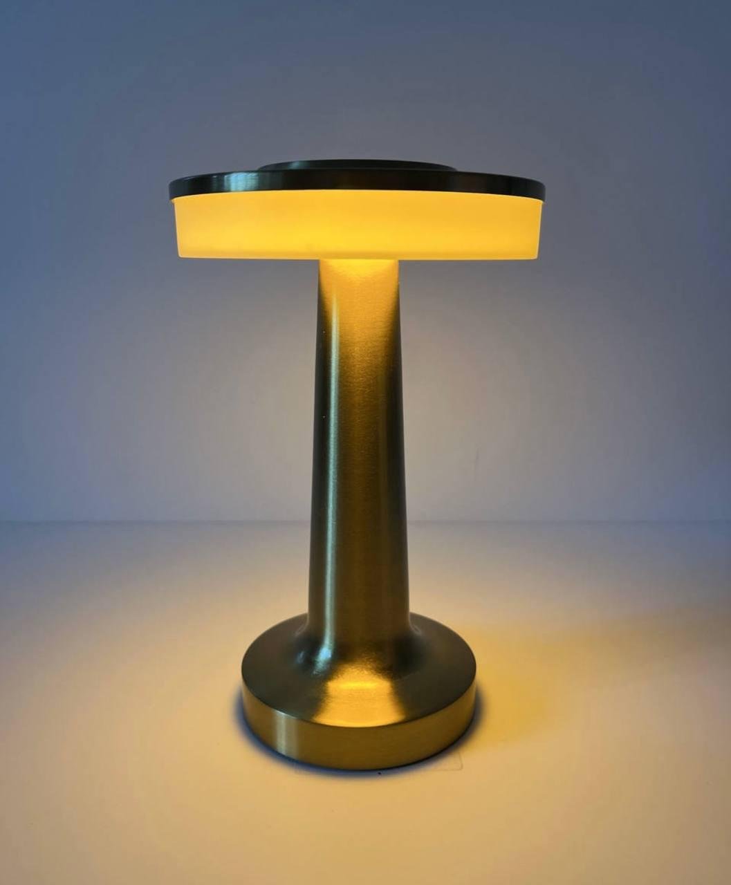 Настольная лампа аккумуляторная Zilini 05 Золотой (23885428) - фото 2 Настольная лампа аккумуляторная Zilini 05 Золотой (23885428) - фото 2