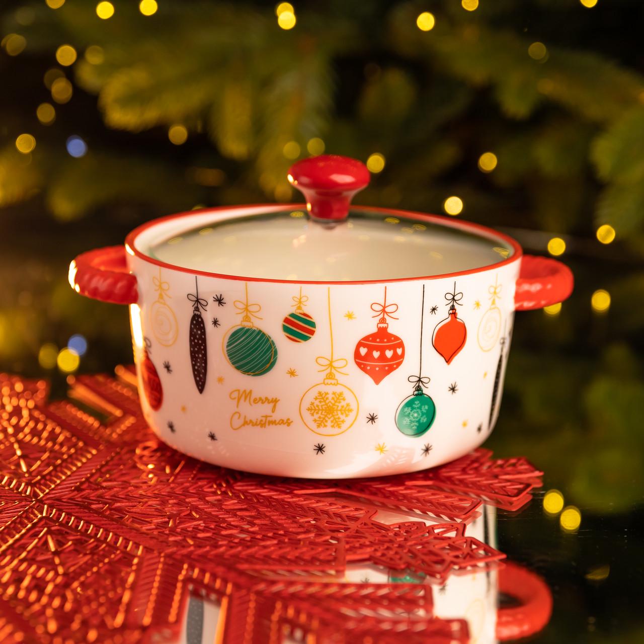 Супниця порцелянова Merry Christmas новорічна з кришкою 800 мл (FM-CS-9B)