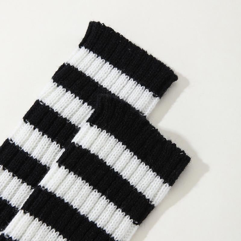 Мітенки Зебра 30 см Біло-чорний (61590) - фото 2