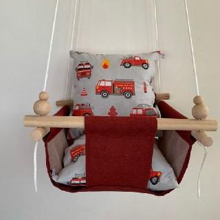 Дитяча гойдалка Infancy Пожежні машинки Бордовий (9676368) - фото 4 Дитяча гойдалка Infancy Пожежні машинки Бордовий (9676368) - фото 4