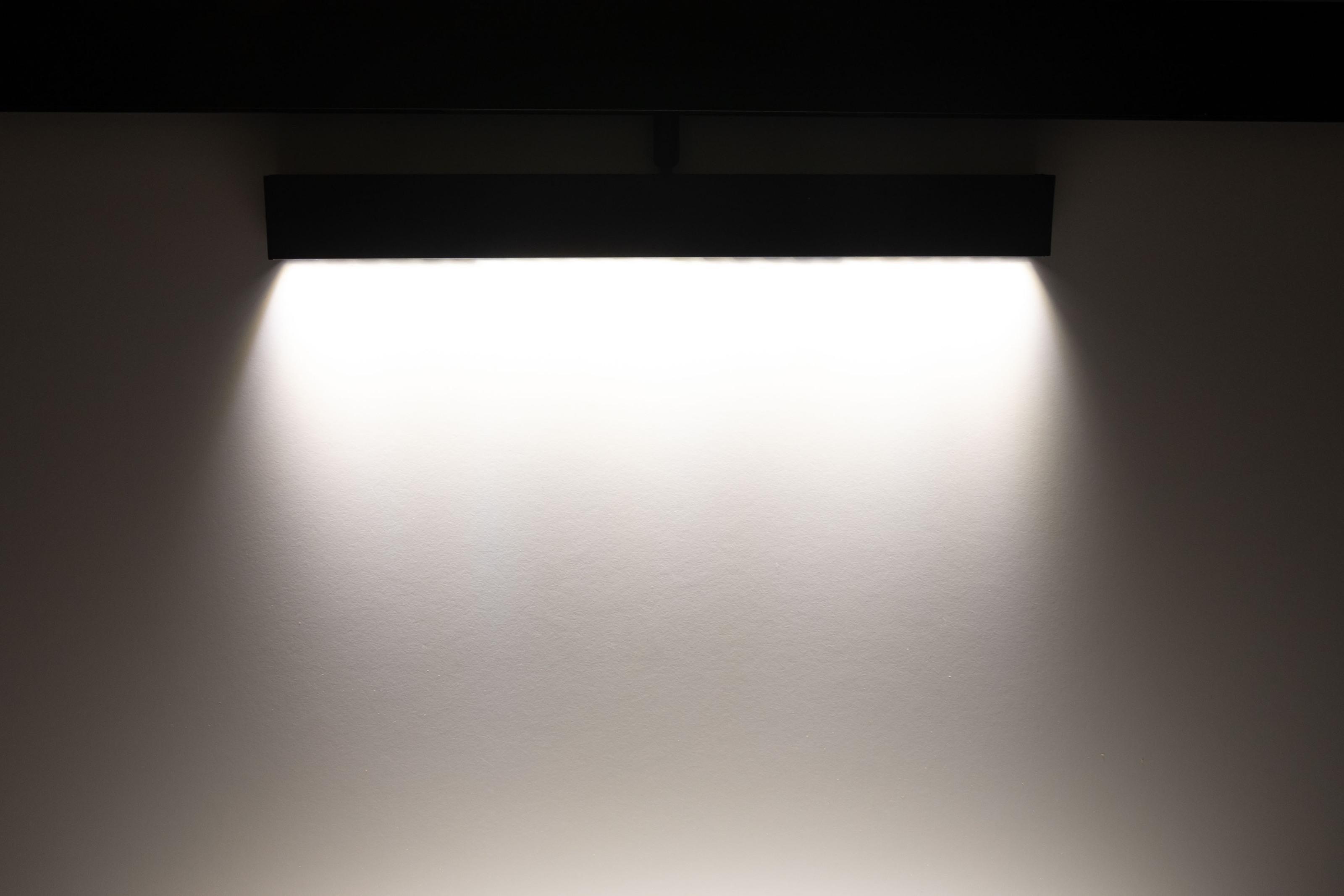 Трековий світильник магнітний Prolum M25 Series-LGM 4000K 220V 18W Чорний (28925696) - фото 5 Трековий світильник магнітний Prolum M25 Series-LGM 4000K 220V 18W Чорний (28925696) - фото 5