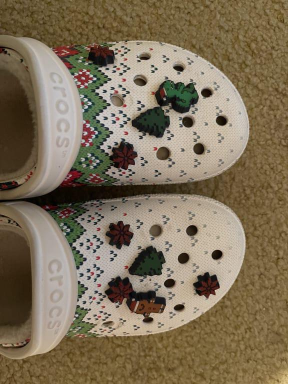 Сабо Crocs Classic Lined Holiday Charm р. W7/EUR 37-38 White/Multi (10856937) - фото 12