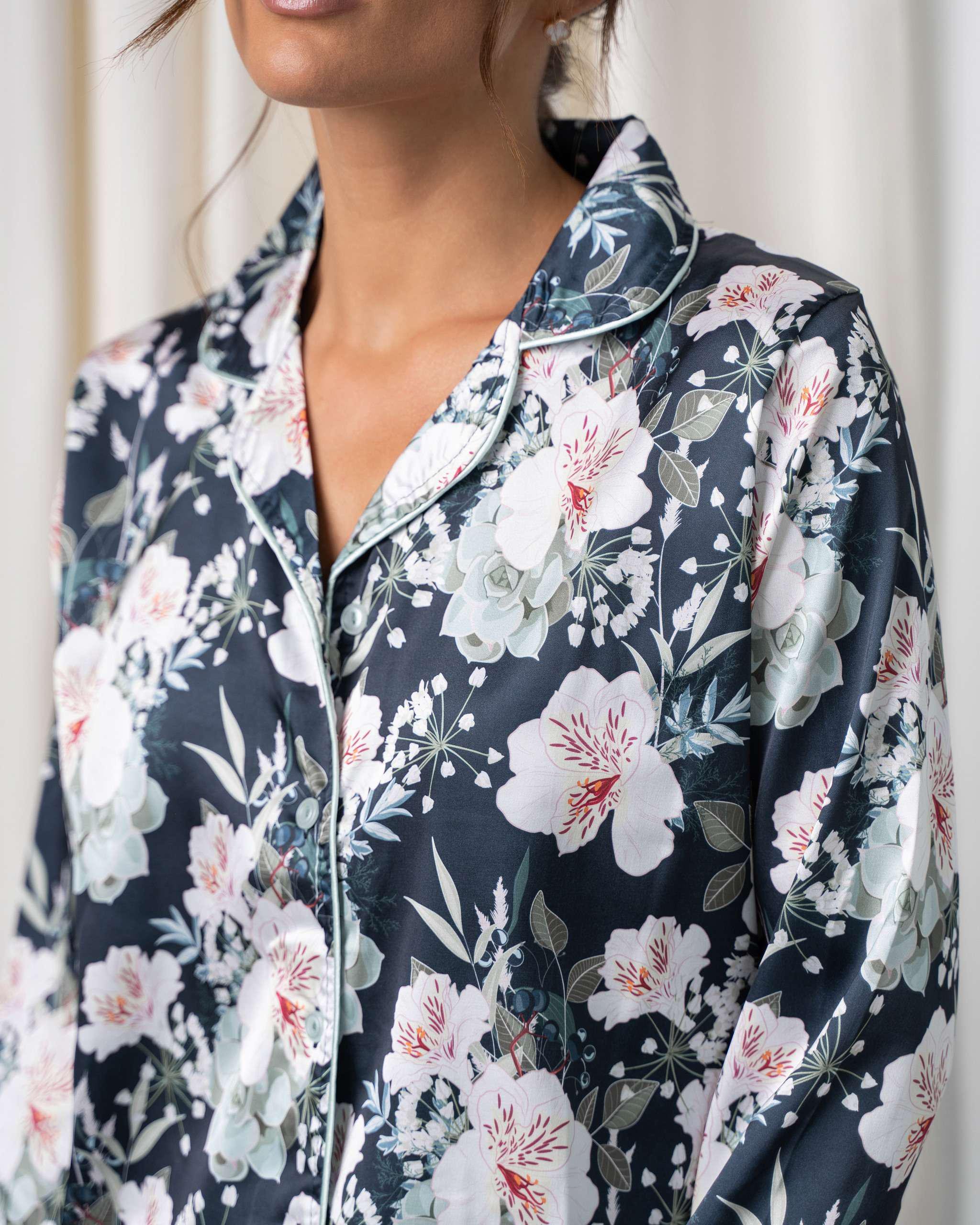 Пижама со штанами Цветочный принт L Темно-синий (92227) - фото 3 Пижама со штанами Цветочный принт L Темно-синий (92227) - фото 3