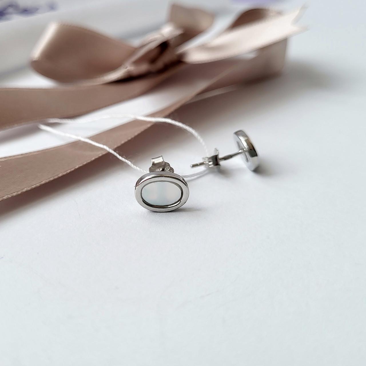 Серьги на фиксаторах с перламутром серебро 925 пробы 1,80 г (се2п/1020)