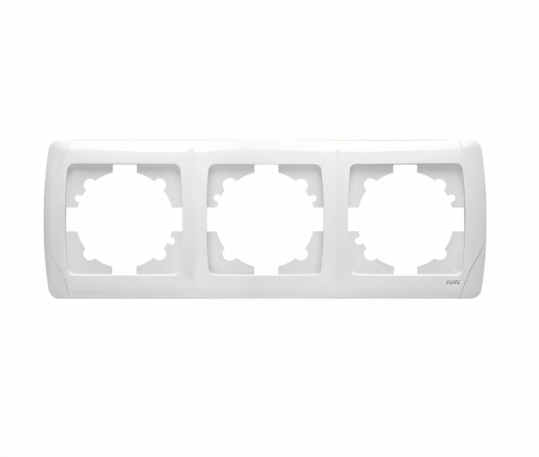 Рамка потрійна горизонтальна Carmen Білий