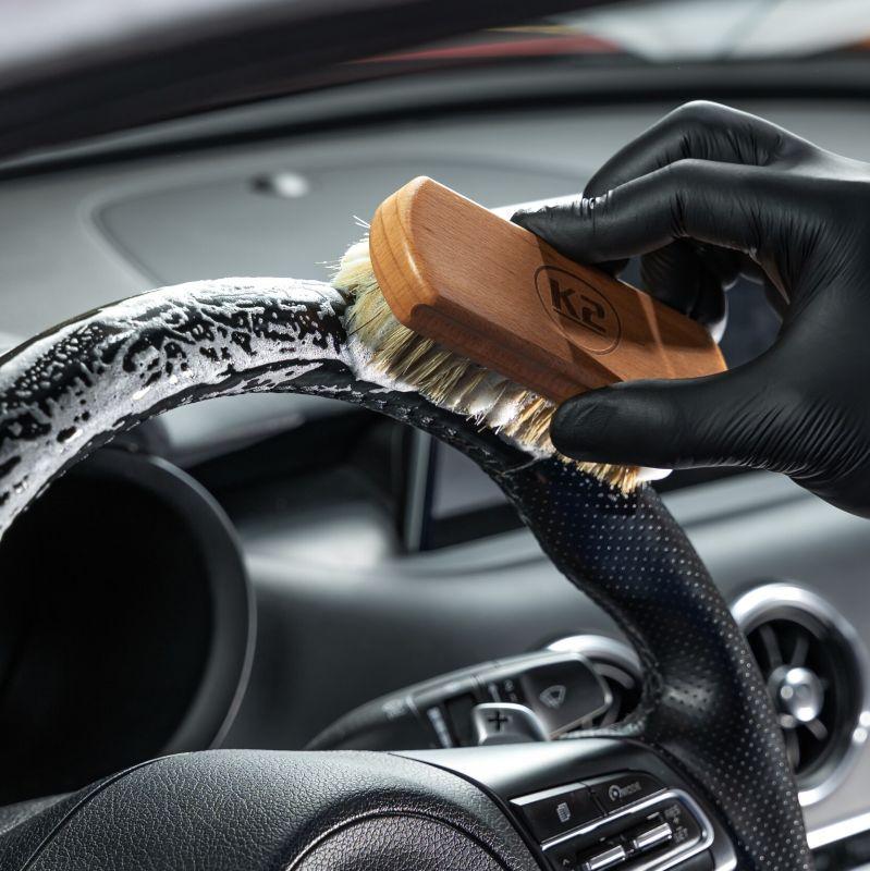 Щітка для очищення шкіряної оббивки K2 Auron Brush Soft 13 см (2508579538) - фото 9 Щітка для очищення шкіряної оббивки K2 Auron Brush Soft 13 см (2508579538) - фото 9