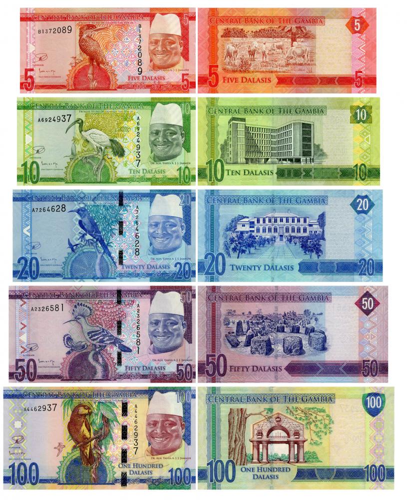 Коллекционный набор из 5 банкнот Гамбия 2015 UNC Птицы 5/10/20/50/100 Далас (P31-P35)