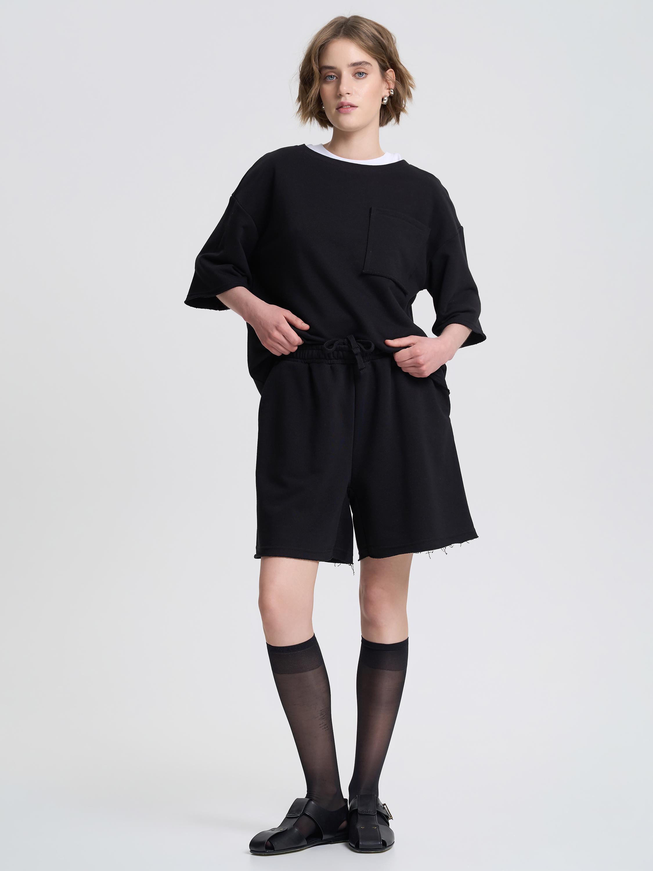 Футболка жіноча щільна з необробленим краєм ROZA 240607 XL Чорний (4824005717666) - фото 8