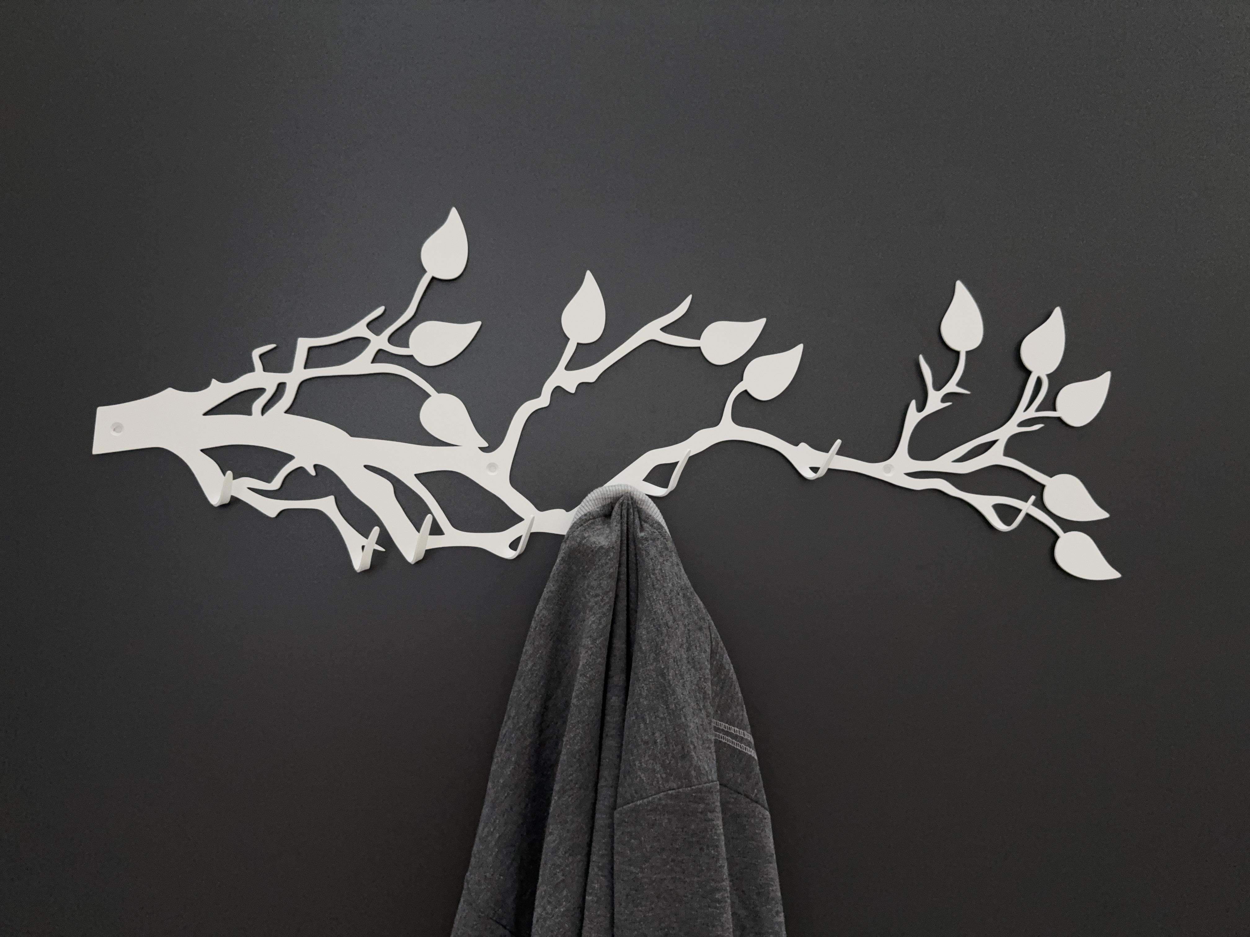 Вешалка Vestav Ветка с листочками 70х24 см Белый (00076)