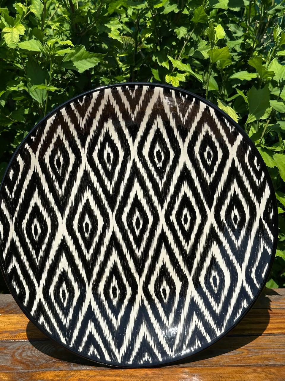 Ляган большая керамическая тарелка ручной работы Черный Атлас диаметр 42 см