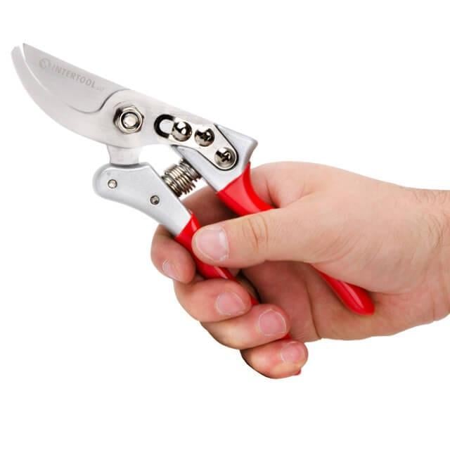 Секатор Intertool FT-1014 Prof 200 мм - фото 3 Секатор Intertool FT-1014 Prof 200 мм - фото 3