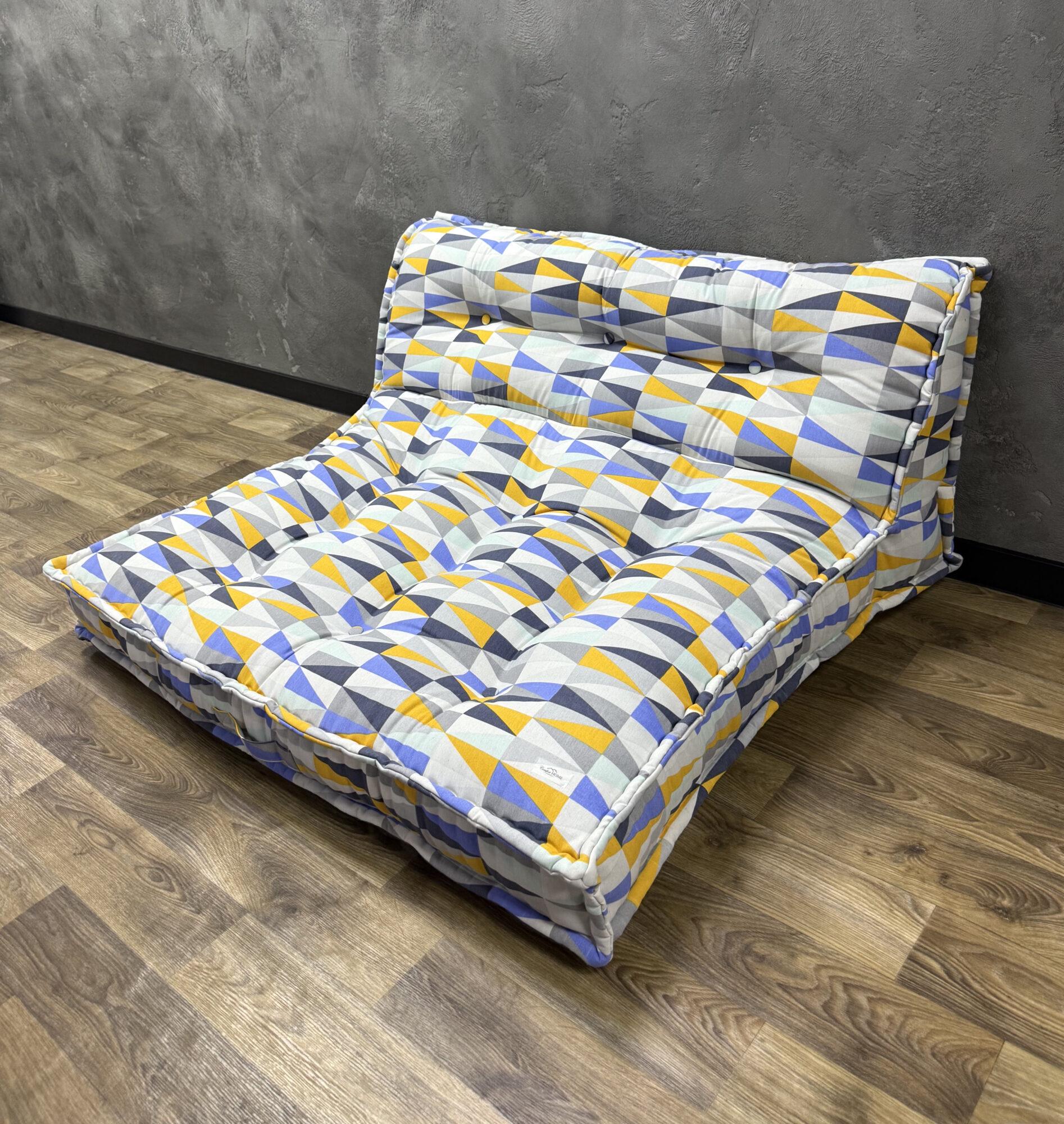 Французский бескаркасный матрас-кресло Comfort Home Triangle панама 100х100х50 см