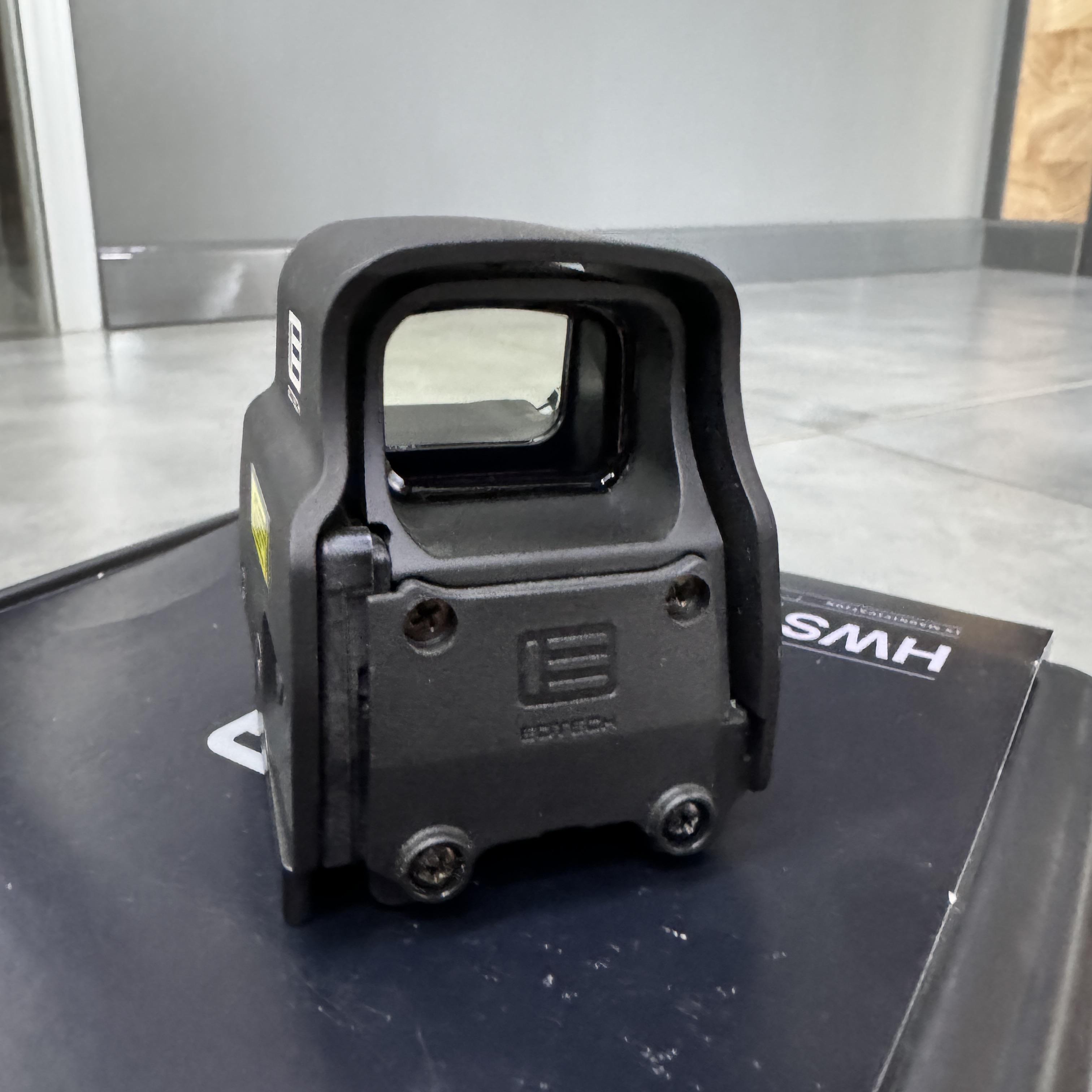 Приціл коліматорний EOTech EXPS2 голографічний коло 68 МОА з точкою 1 МОА з ударостійким кейсом (242095) - фото 2