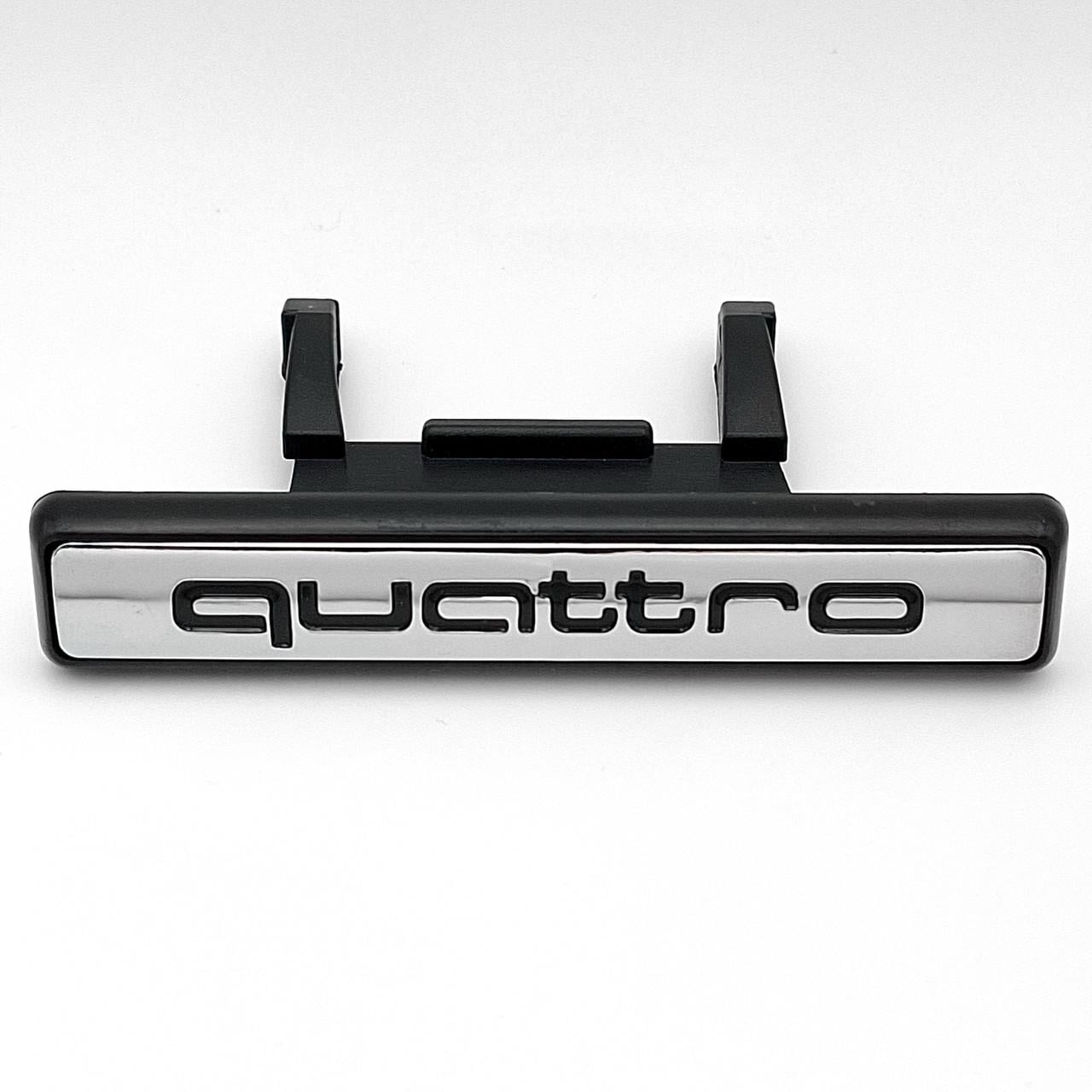 Эмблема радиаторной решетки Quattro Audi 80х14 мм Хром/Черный (Q3 8U)