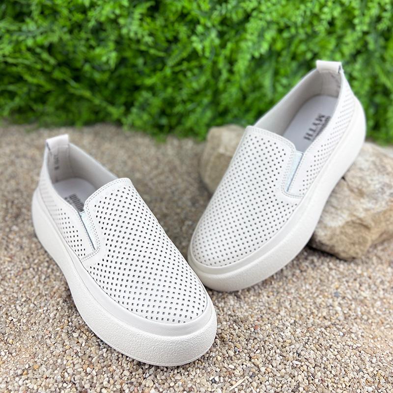 Лофери жіночі шкіряні Е-0010152-2 з імітацією перфорації р. 38 24,5 см Бежевий (25330905)