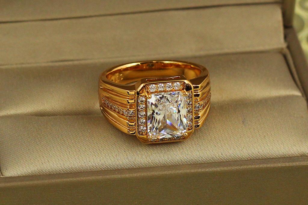 Кольцо Xuping Jewelry Аура Базилика р. 20 Золотистый (33976910)