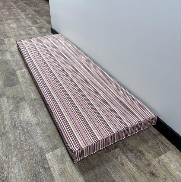 Матрас Comfort Home на подоконники/каркасы/поддоны/садовую мебель 120х40х5 см Line pink