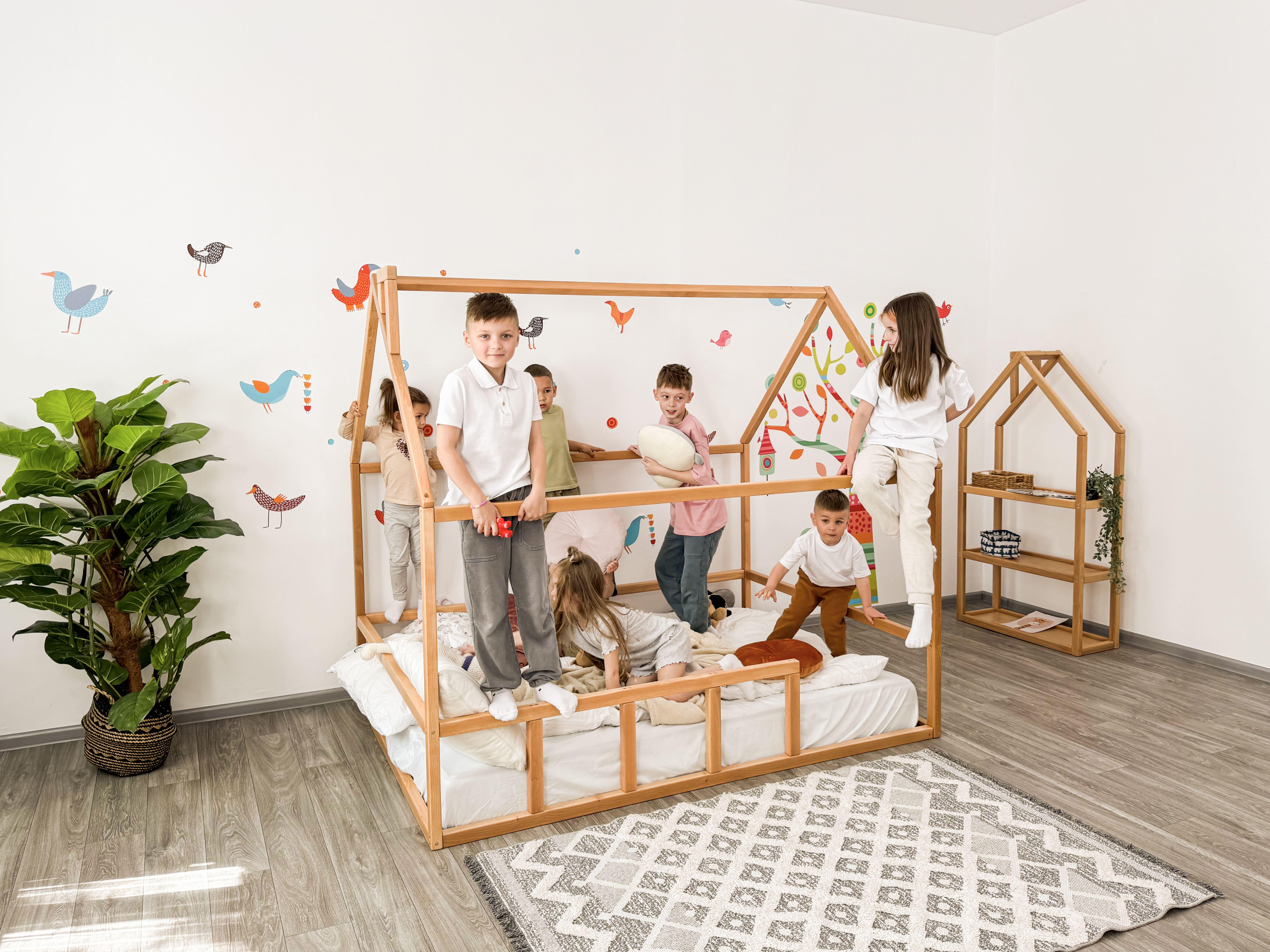 Кровать-домик детская BusyWood Монтессори модель 2 200х90 см Натуральное дерево (M2FN11)