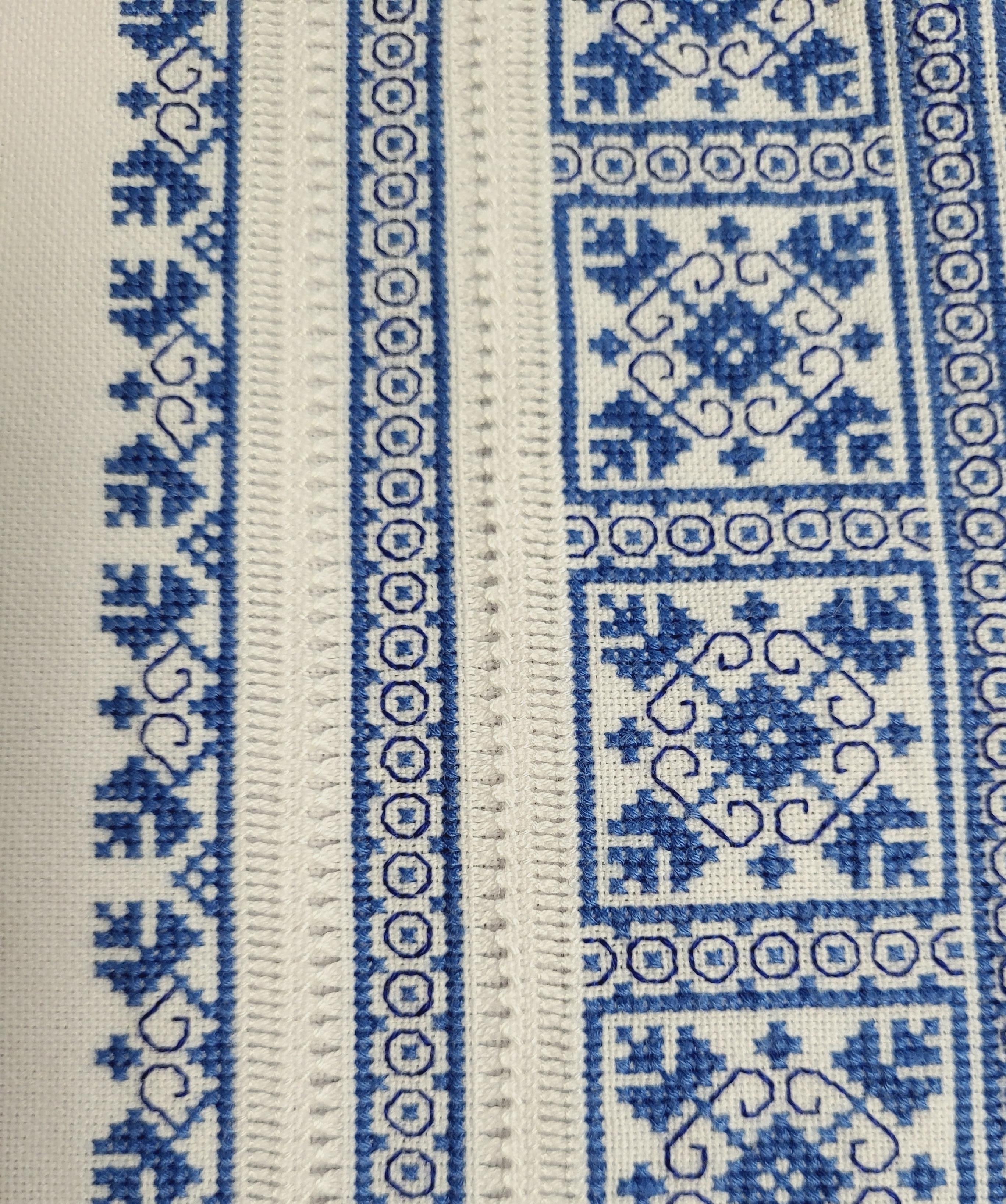 Вишиванка чоловіча Синевірська ручної роботи на домотканому полотні - фото 4