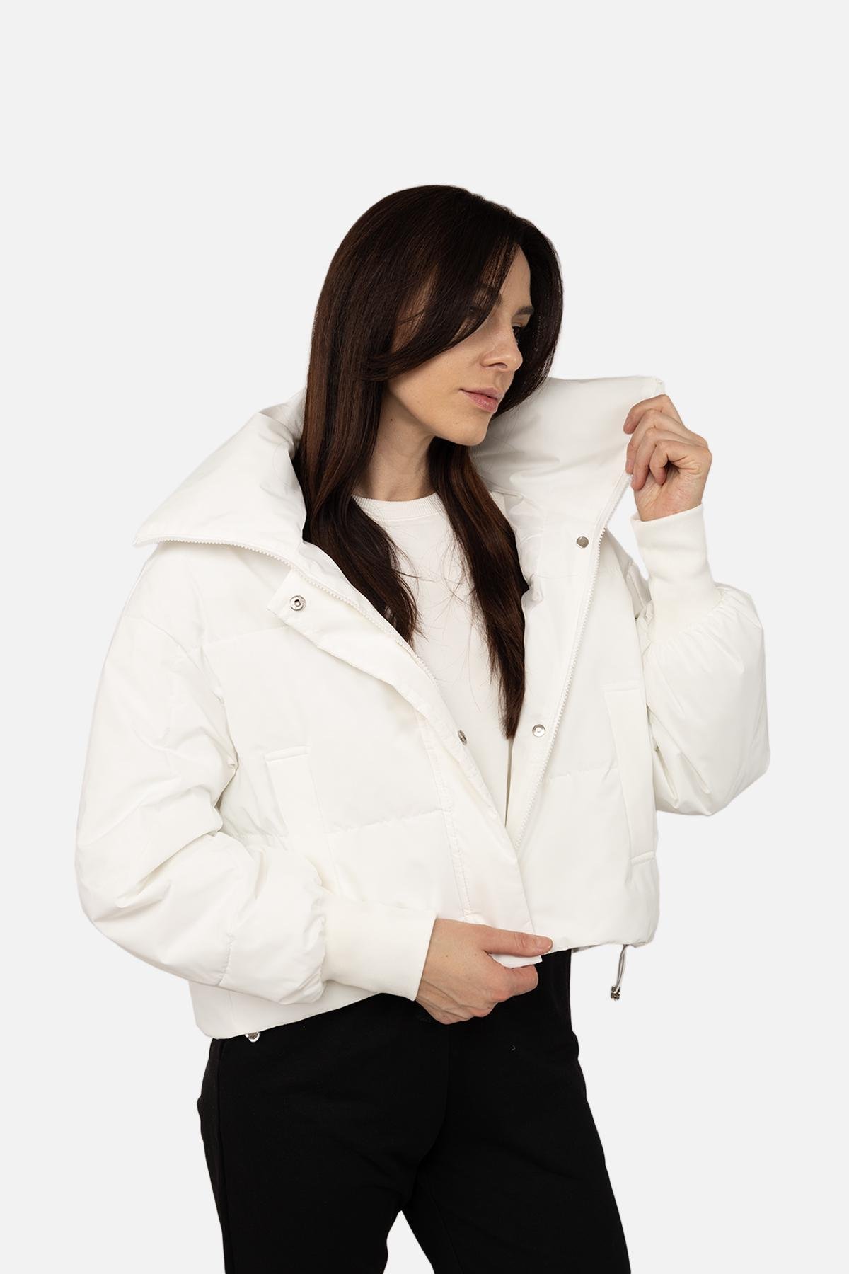 Куртка короткая женская р. 52 Молочный (SKT001034530)