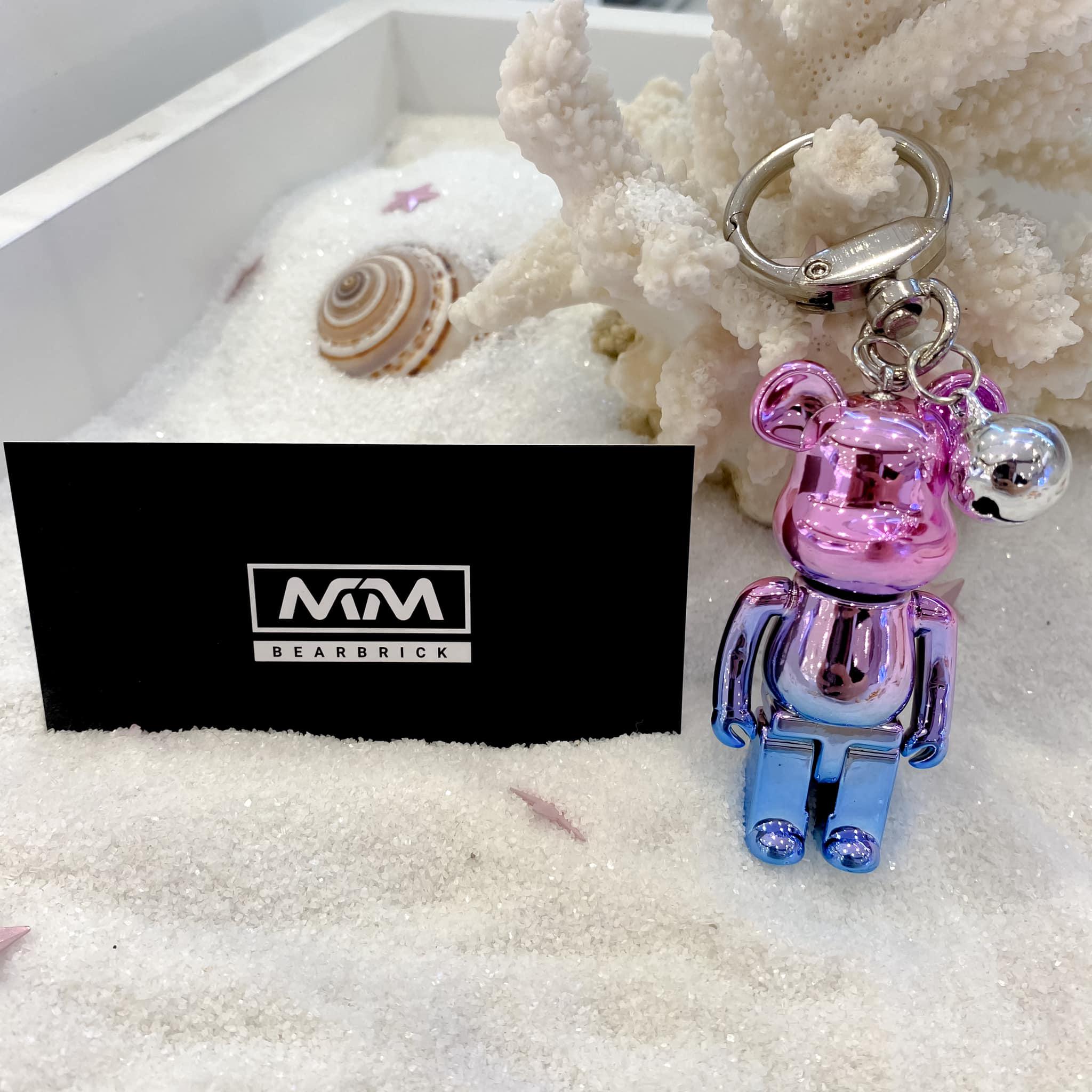 Акриловый брелок Bearbrick мишка Розово-синий