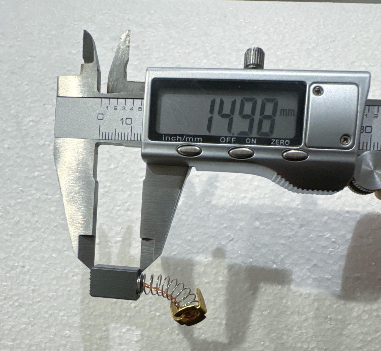 Щетки угольные А071 для болгарки DWT 150/180 пружина ус 6х10х16 мм (2028795763) - фото 3