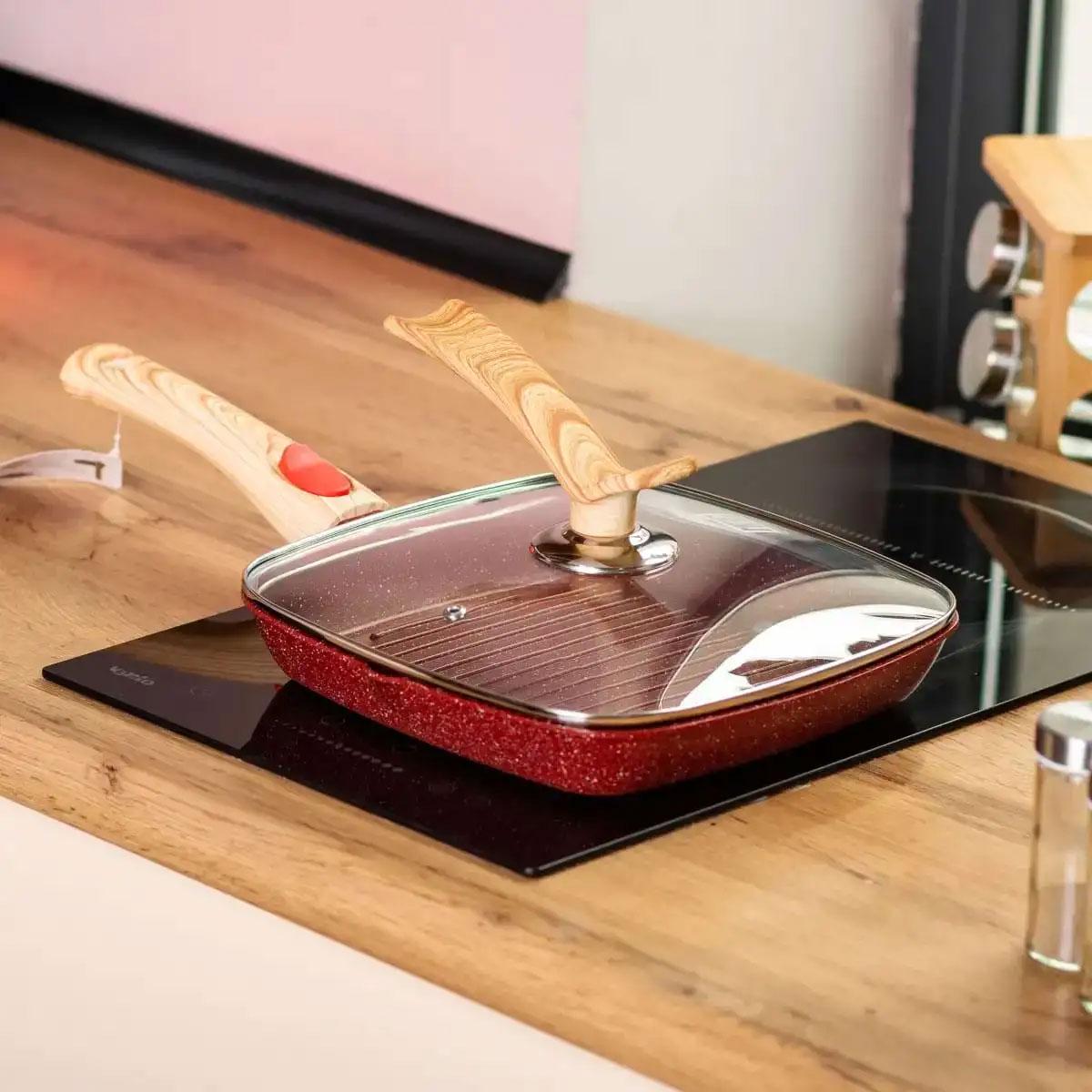 Сковорода алюминиевая MGC со стеклянной крышкой 24 см Square Red (HP-4-461R)