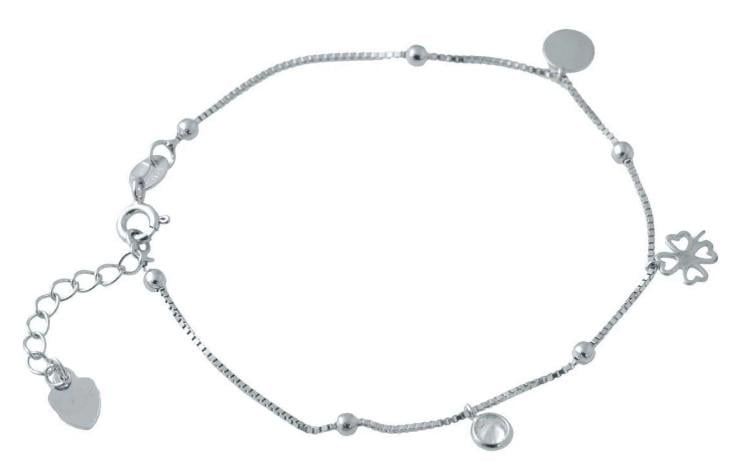 Браслет серебряный с подвеской в форме клевера и шариками