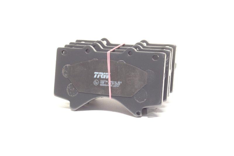Гальмівні колодки дискові TRW Engine Components для Toyota Land Cruiser 200 4.5d/4.7/5.7 08- передні (GDB3524)