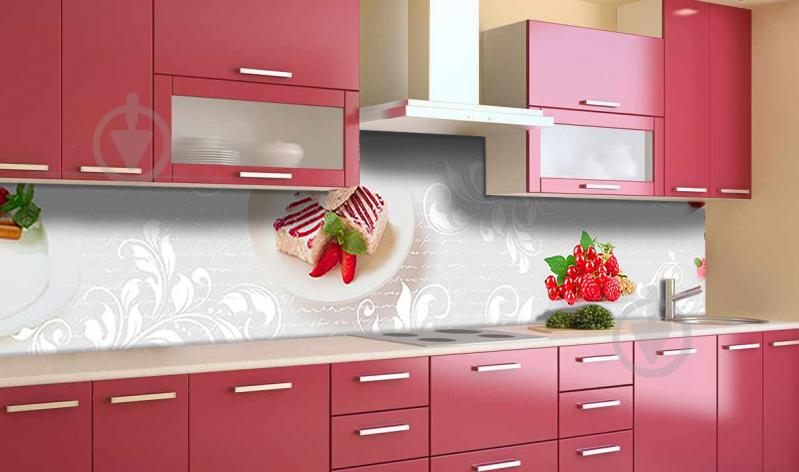 Наклейка виниловая кухонный фартук Zatarga "Клубничный пирог" 600х3000 мм